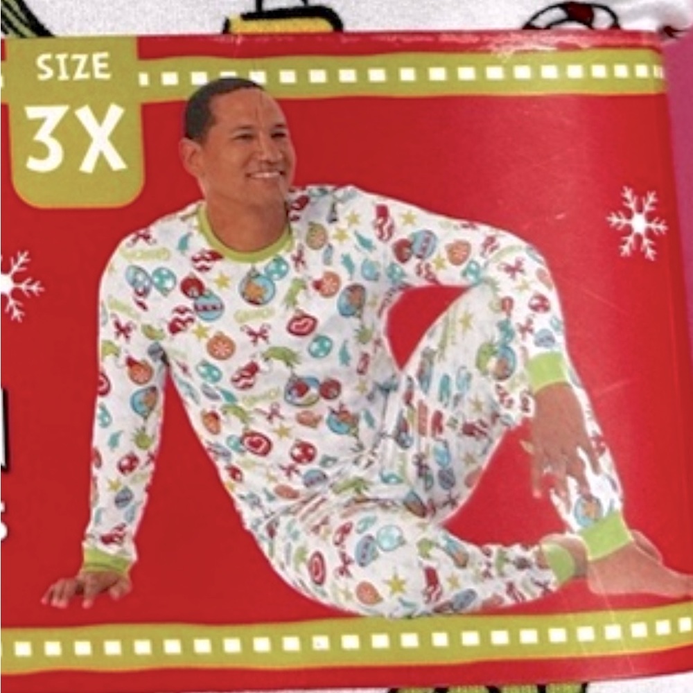 Men’s grinch pajama set 3XL Holiday Pajamas, incredible soft & very cozy unisex